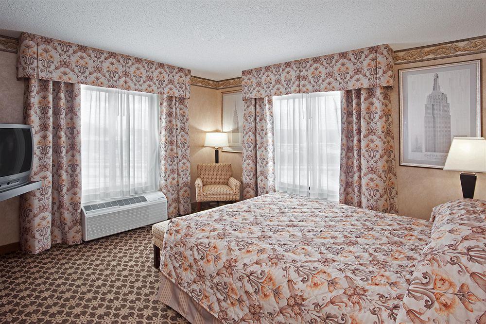 Holiday Inn Express & Suites - Sharon-Hermitage By Ihg West Middlesex Phòng bức ảnh