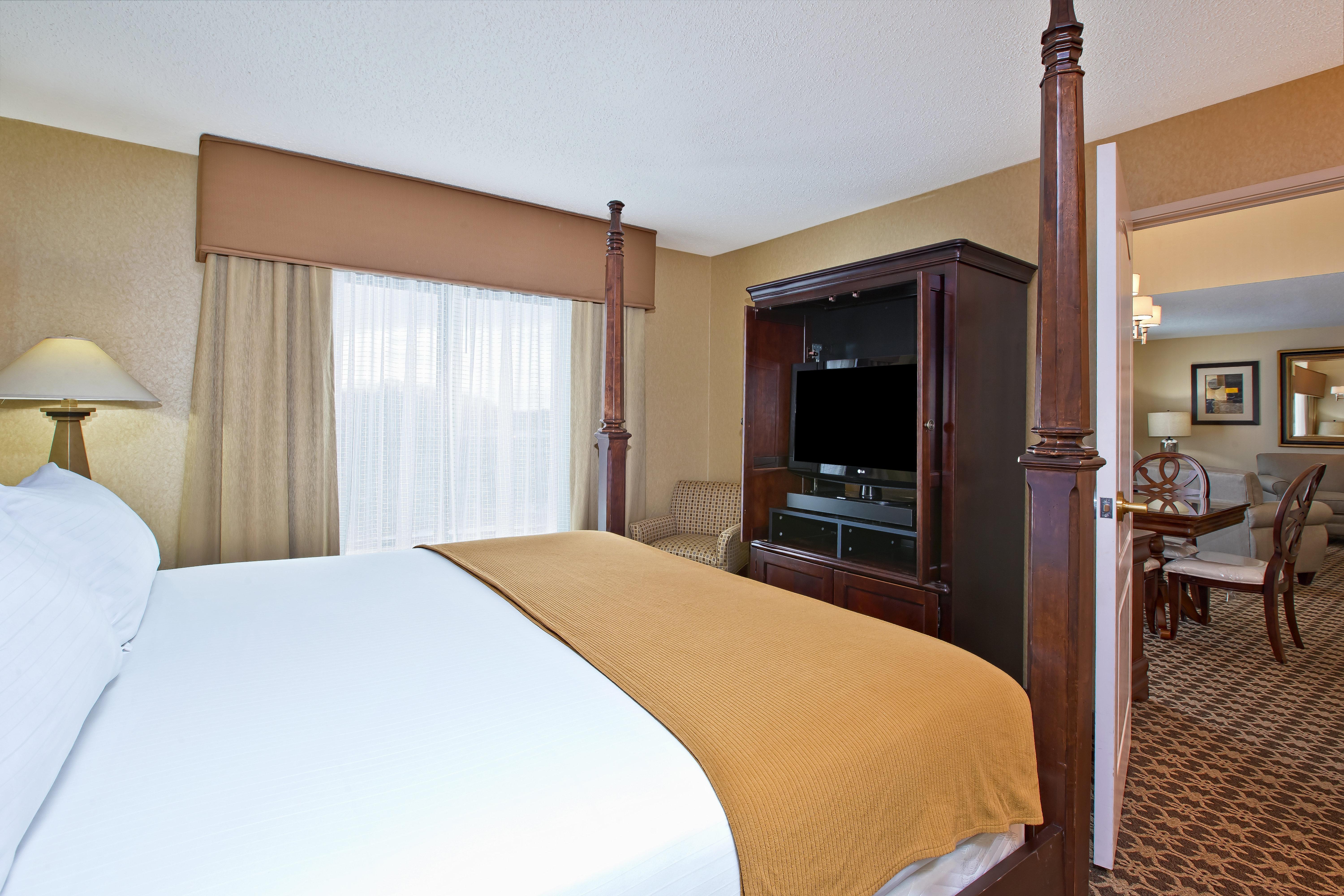 Holiday Inn Express & Suites - Sharon-Hermitage By Ihg West Middlesex Ngoại thất bức ảnh